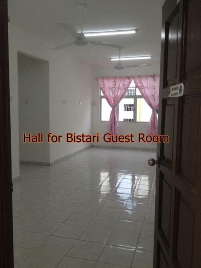 Bistari Homestay Parit Raja Uthm Exteriör bild